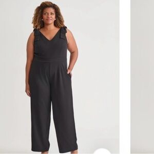 Eloquii Tie Strap V-Neck Sleeveless Jumpsuit Dark Gray Plus Size 20